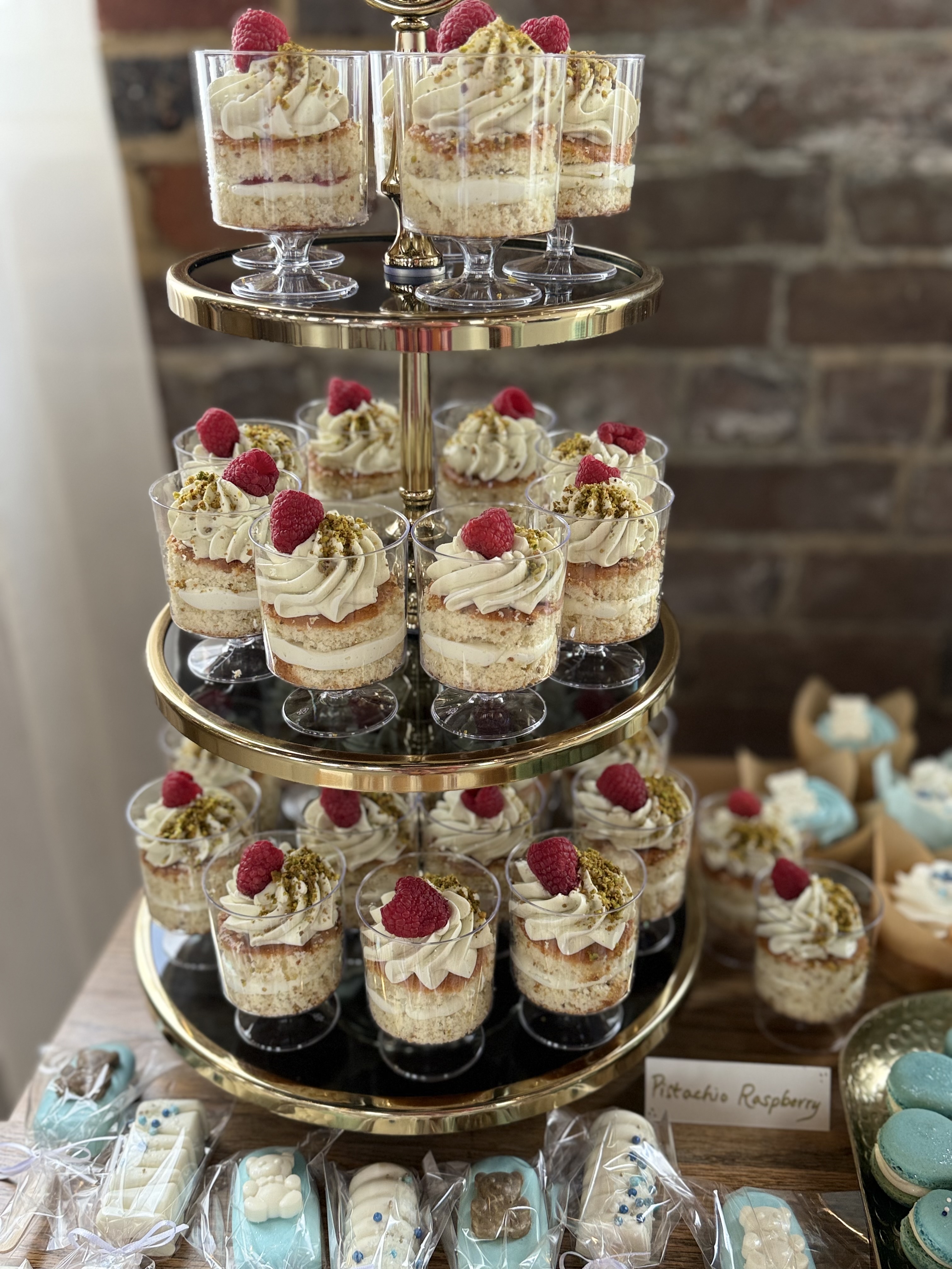 Decorated cake by Yodith's Cakery